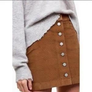 Wilfred free Karmen skirt size 8 brown corduroy texture